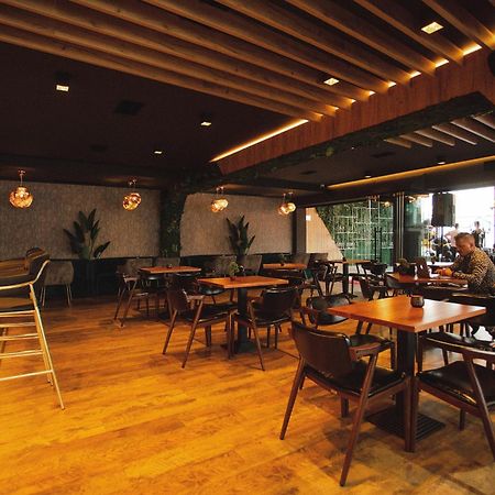 Oro Inn Hotel Шкодер Экстерьер фото