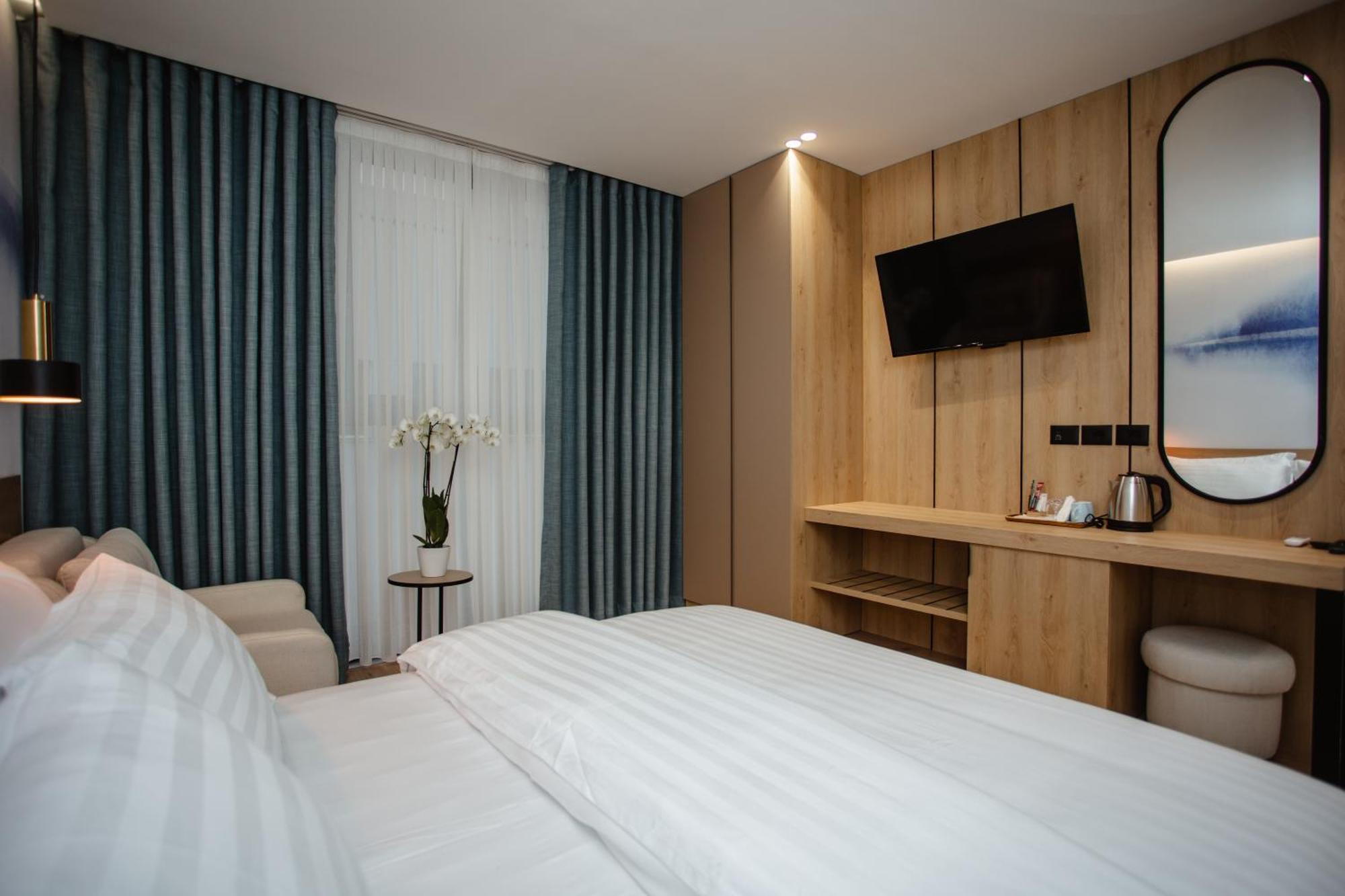 Oro Inn Hotel Шкодер Экстерьер фото